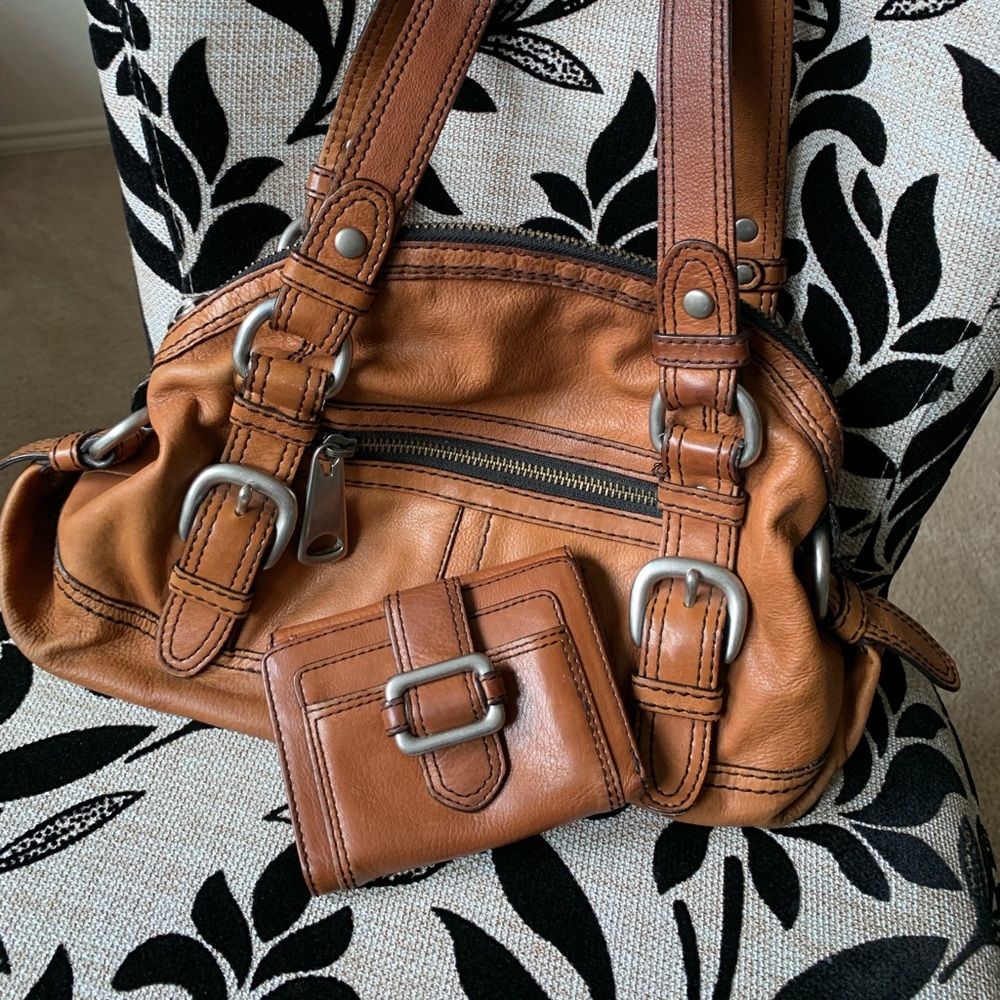 Fossil Fifty Four bag with matching wallet